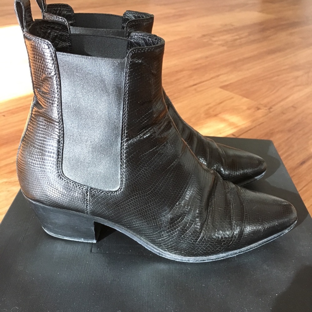 Saint Laurent SLP Chelsea Dakota Boots Black 35
